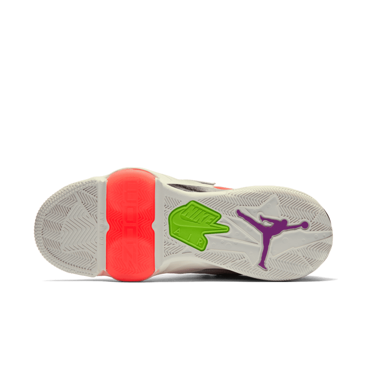 Jordan Zoom 92 Sail Flash Crimson Electric Green Angle 0