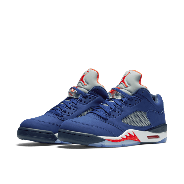 Jordan 5 Retro Low Knicks Angle 2