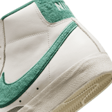 Nike Blazer Mid '77 Premium 'Resort & Sport' Angle 5
