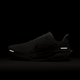 Nike Pegasus 41 Road (Extra Wide) Angle 8