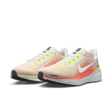 Nike Pegasus 41 Road (Extra Wide) Angle 2