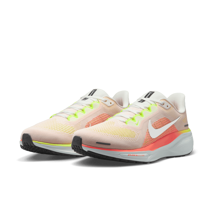 Nike Pegasus 41 Road (Extra Wide) Angle 2