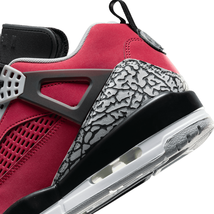 Jordan Spizike Low Toro Angle 5