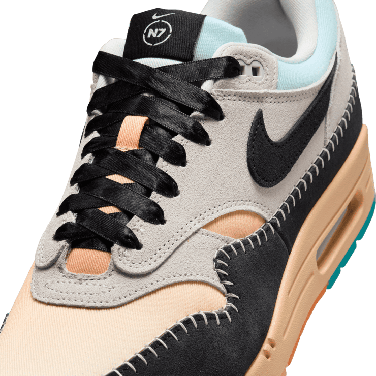 Nike Air Max 1 '87 N7 Angle 4