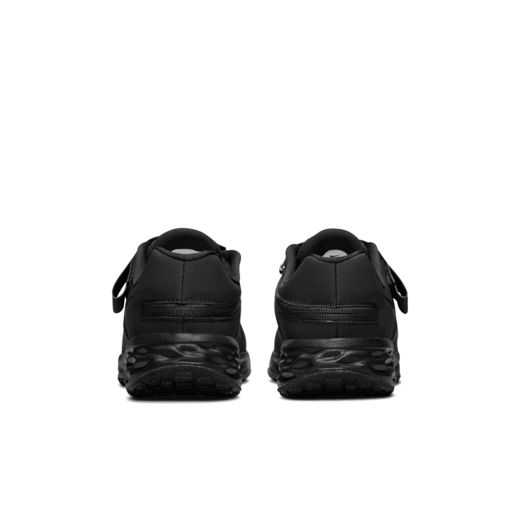 Nike Revolution 6 FlyEase 'Black Dark Smoke Grey' (GS) Angle 3