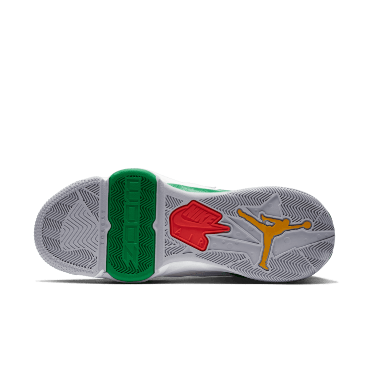 Jordan Zoom 92 White Green Red Angle 0