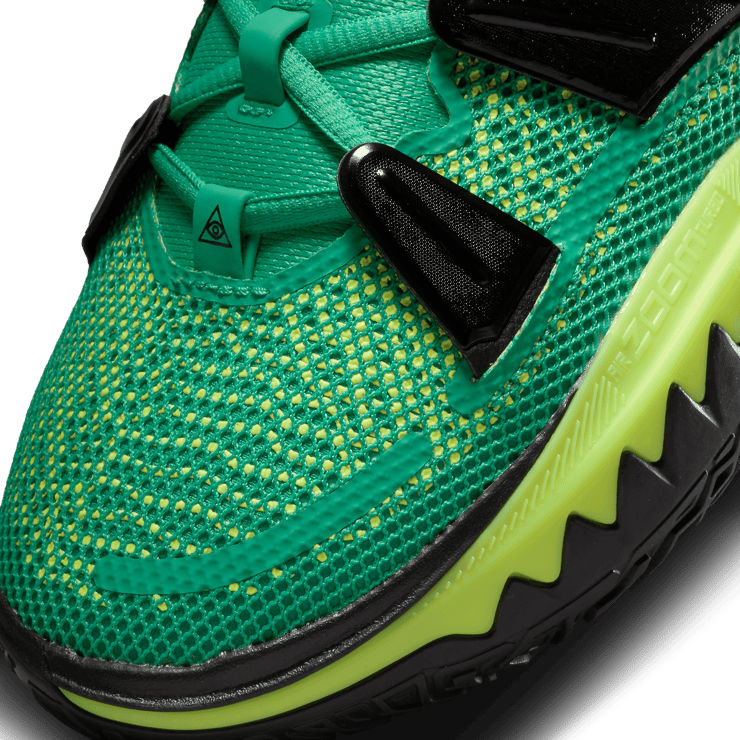 Nike Kyrie 7 Weatherman Angle 4