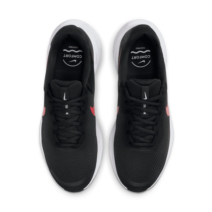 Nike Revolution 7 Road Angle 1