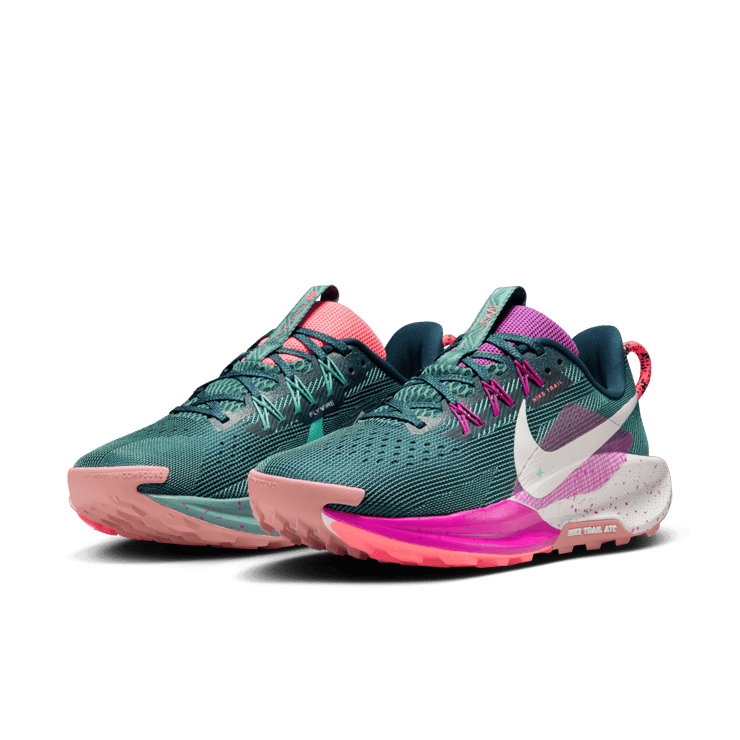 Nike Pegasus Trail 5 Trail Angle 2