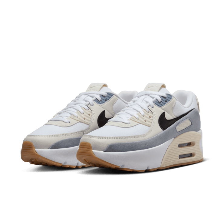 Nike Air Max 90 LV8 Angle 2
