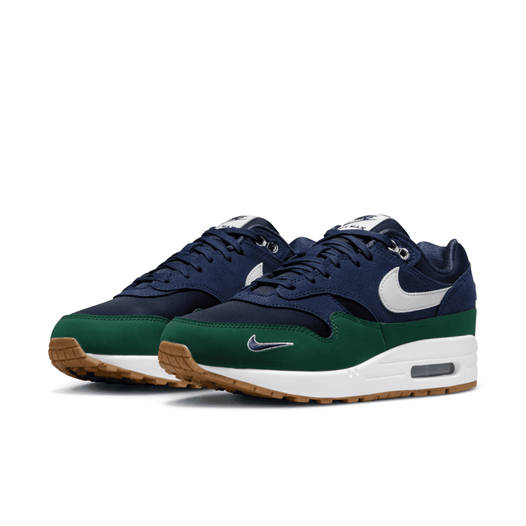 Nike Air Max 1 Obsidian Gorge Green (W) Angle 3