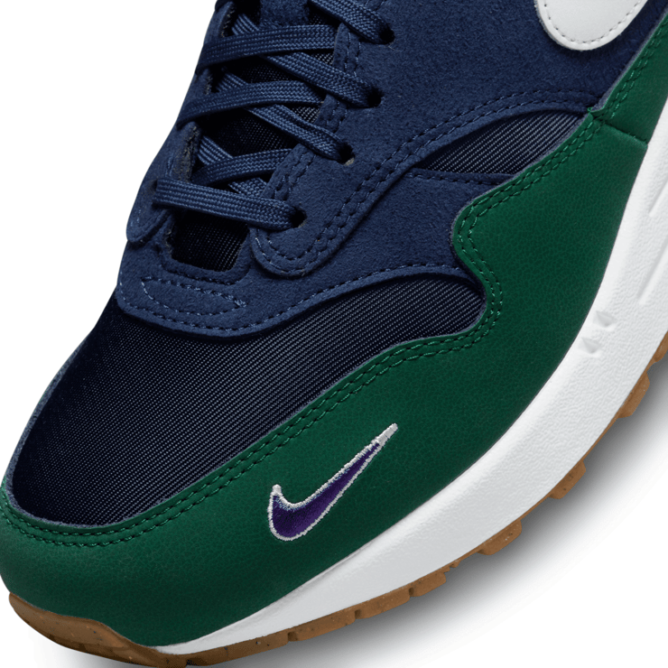 Nike Air Max 1 Obsidian Gorge Green (W) Angle 5