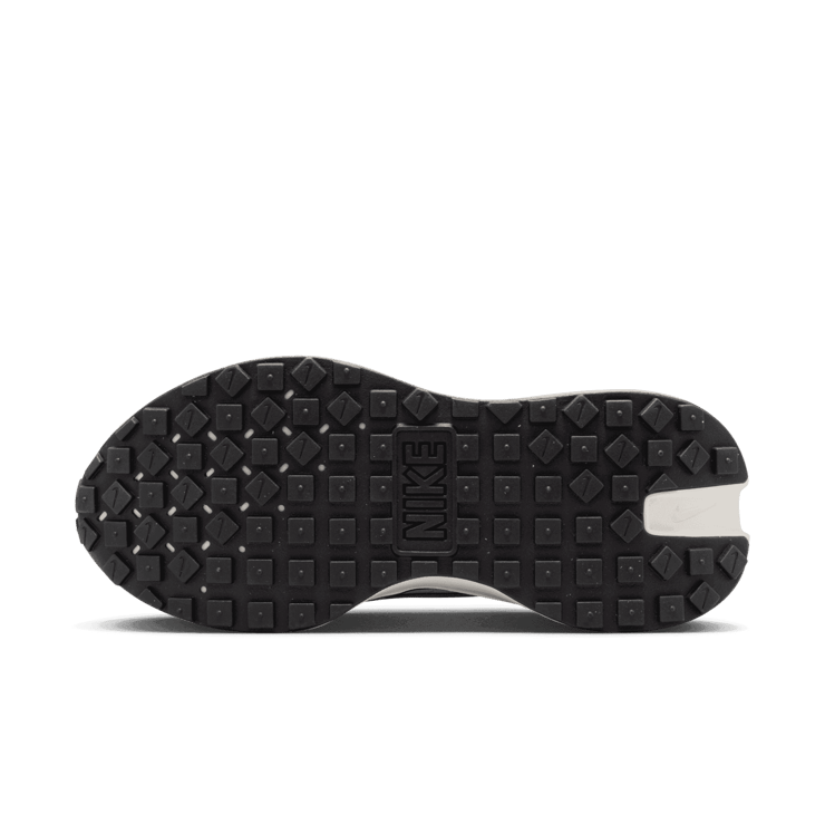 Nike Phoenix Waffle Angle 0