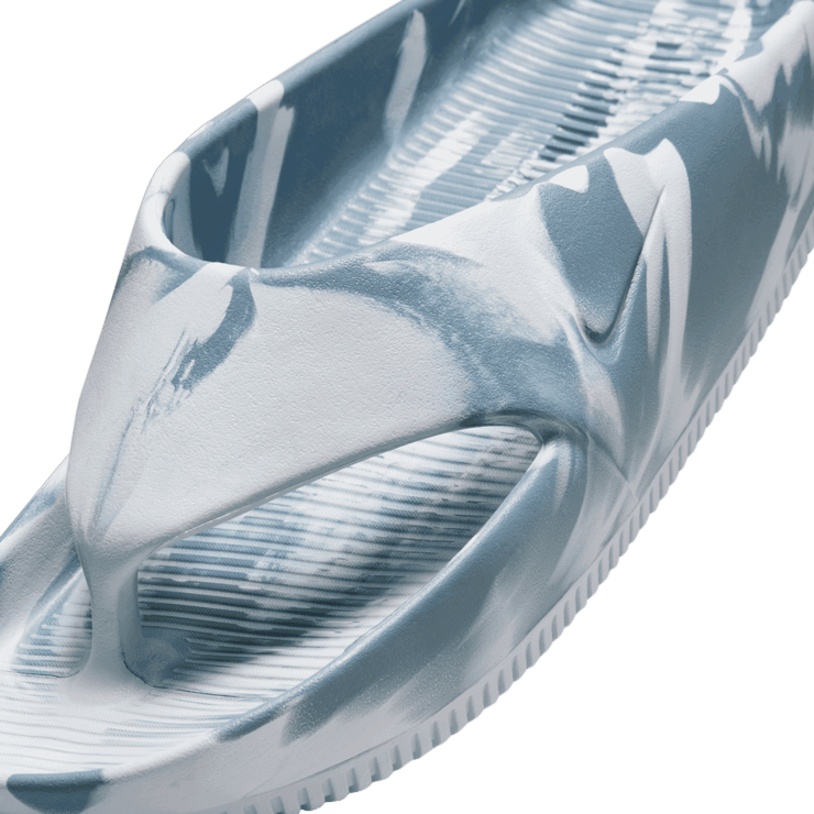 Nike Calm SE Flip Flops Angle 3