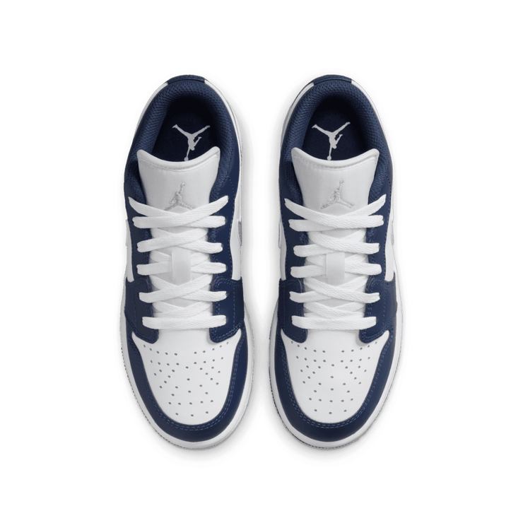 Air Jordan 1 Low 'Midnight Navy Wolf Grey' (GS) Angle 1