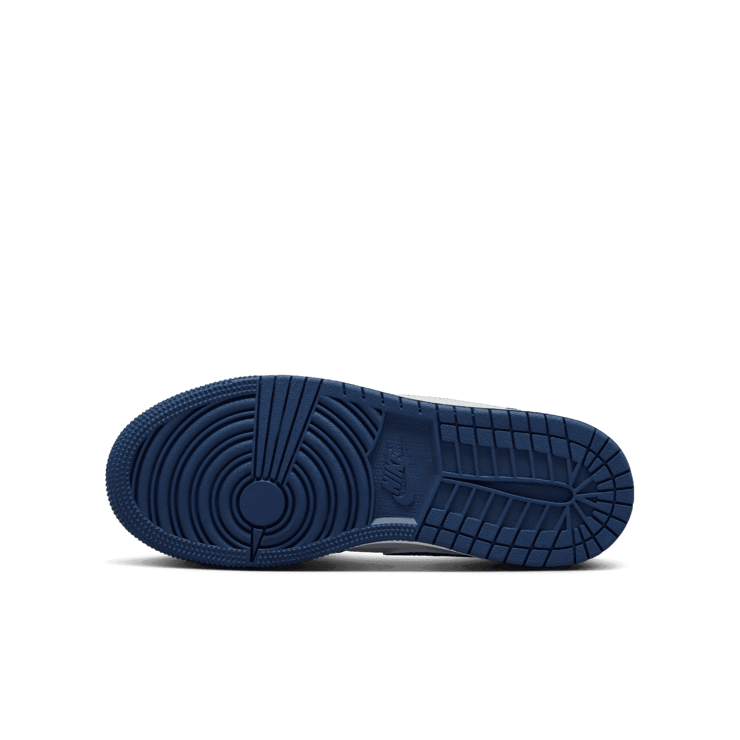 Air Jordan 1 Low 'Midnight Navy Wolf Grey' (GS) Angle 0