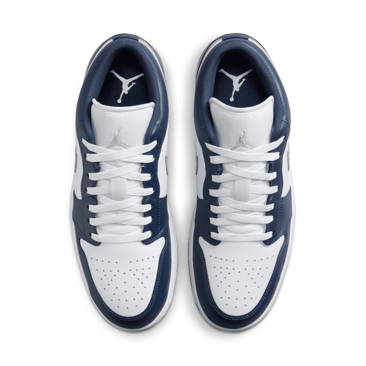 Air Jordan 1 Low 'Midnight Navy' Angle 1