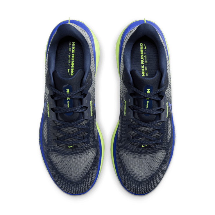 Nike Vomero 17 Road Angle 1