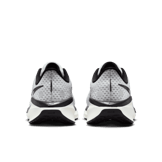 Nike Vomero 17 Road (Extra Wide) Angle 3