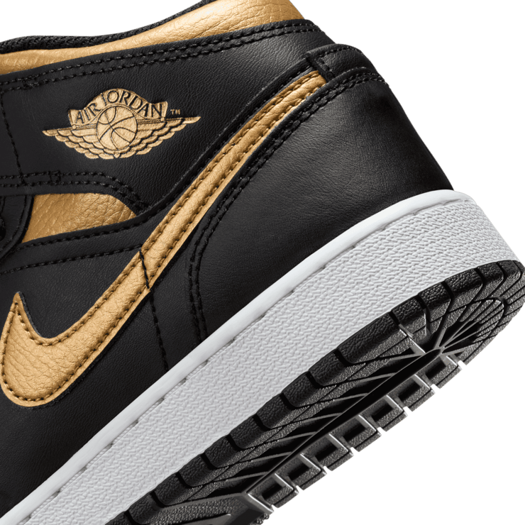 Air Jordan 1 Mid  'Black Metallic Gold' (GS) Angle 5