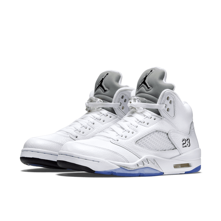 Jordan 5 Retro Metallic White (2015) Angle 2