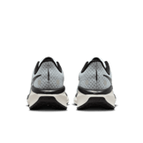 Nike Vomero 17 Road Angle 3