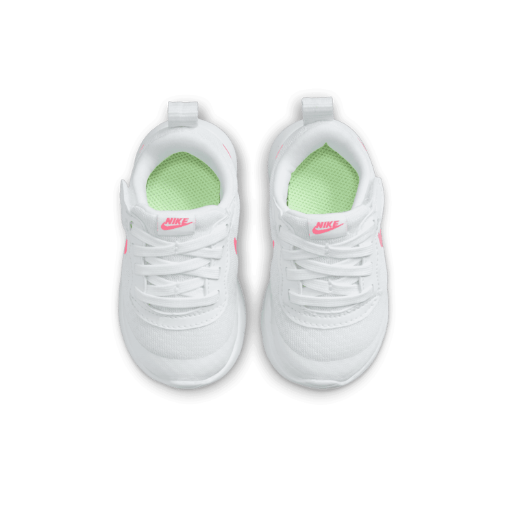 Nike Tanjun EasyOn (TD) Angle 1