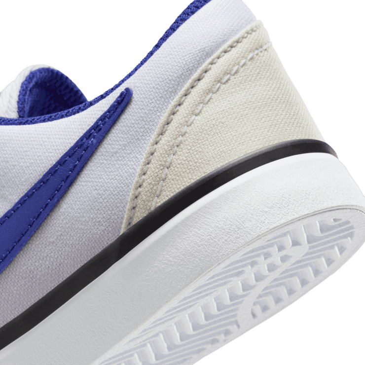 Nike SB Check Canvas Skate (PS) Angle 5