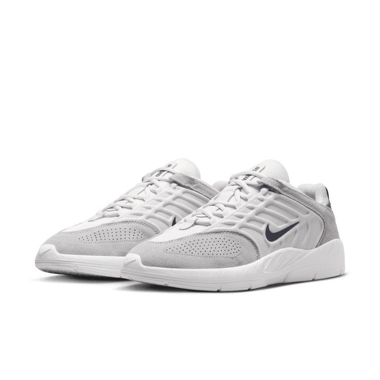 Nike SB Vertebrae SB 'Platinum Tint Navy' Angle 2