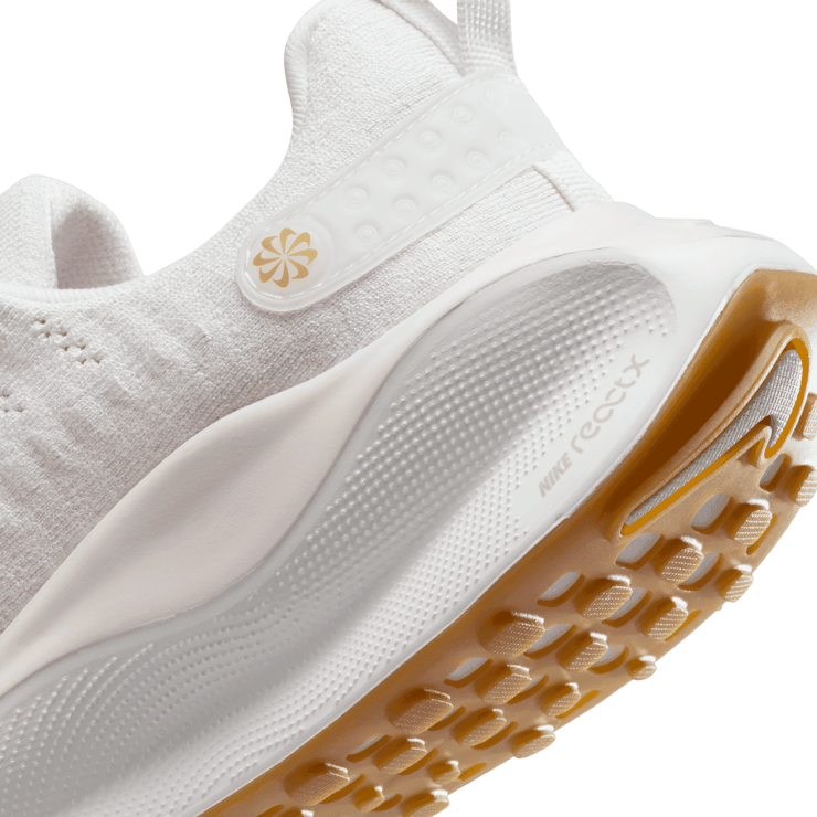 Nike InfinityRN 4 Road Angle 5
