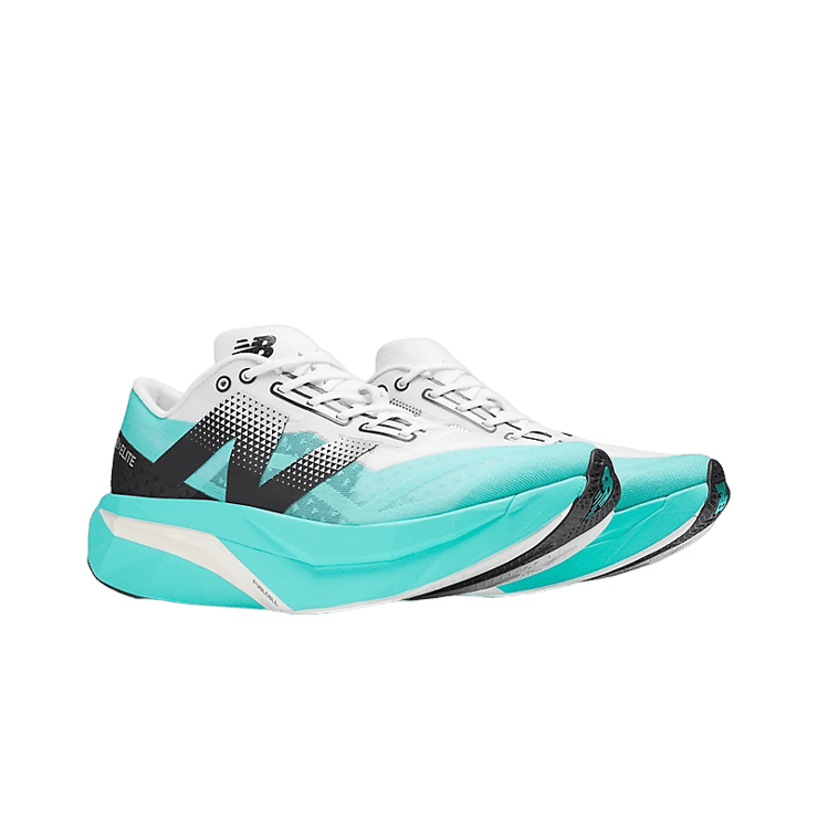 New Balance FuelCell SuperComp Elite v4 Cyber Jade Angle 2