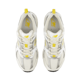 New Balance 530 Metallic Yellow Angle 1
