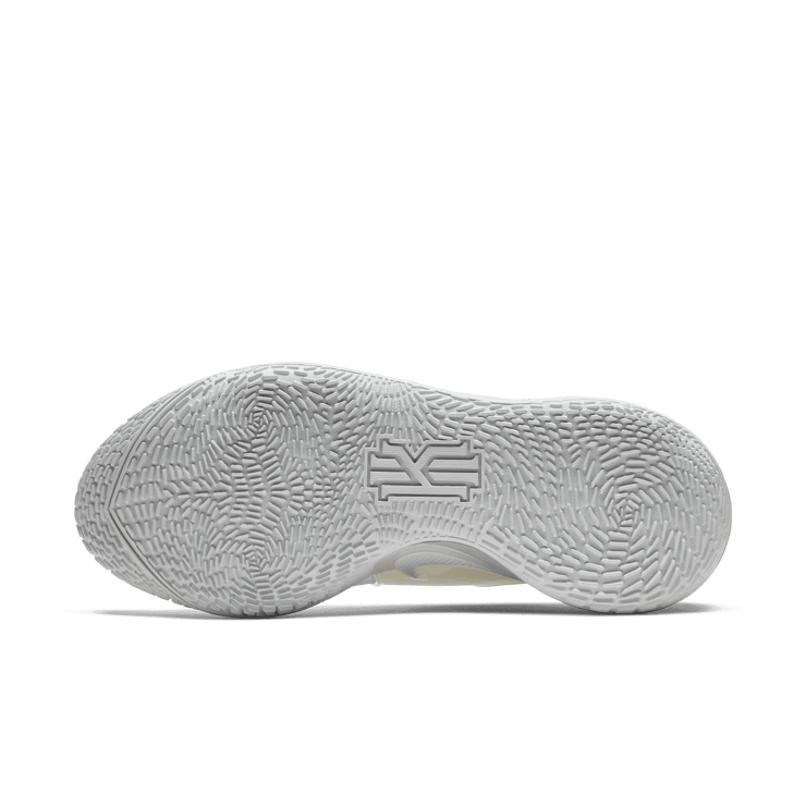 Nike Kyrie 2 Low Spongebob Sandy Cheeks Angle 0