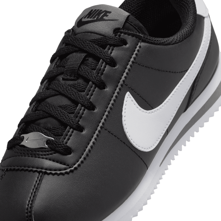 Nike Cortez (GS) Angle 4