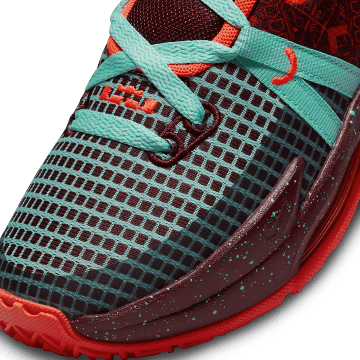 Nike LeBron Witness 7 SE 'Team Red Jade' (GS) Angle 4