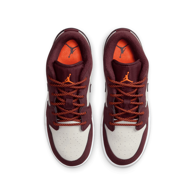 Air Jordan 1 Low  'Night Maroon' (GS) Angle 1