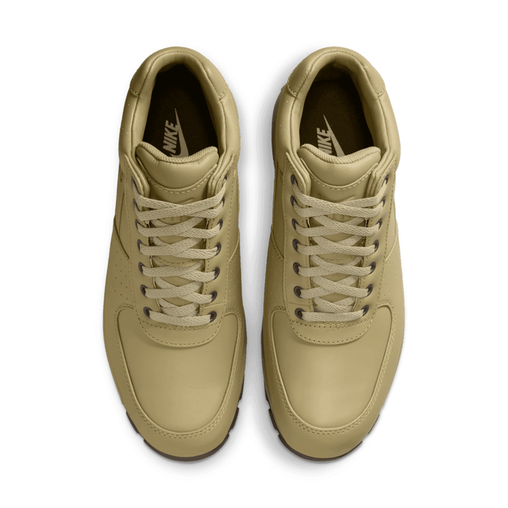 Nike Air Max Goadome Boots Angle 1