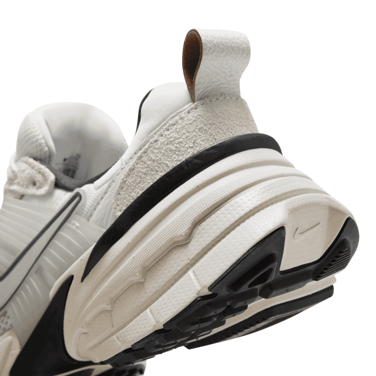 Nike V2K Run Angle 5
