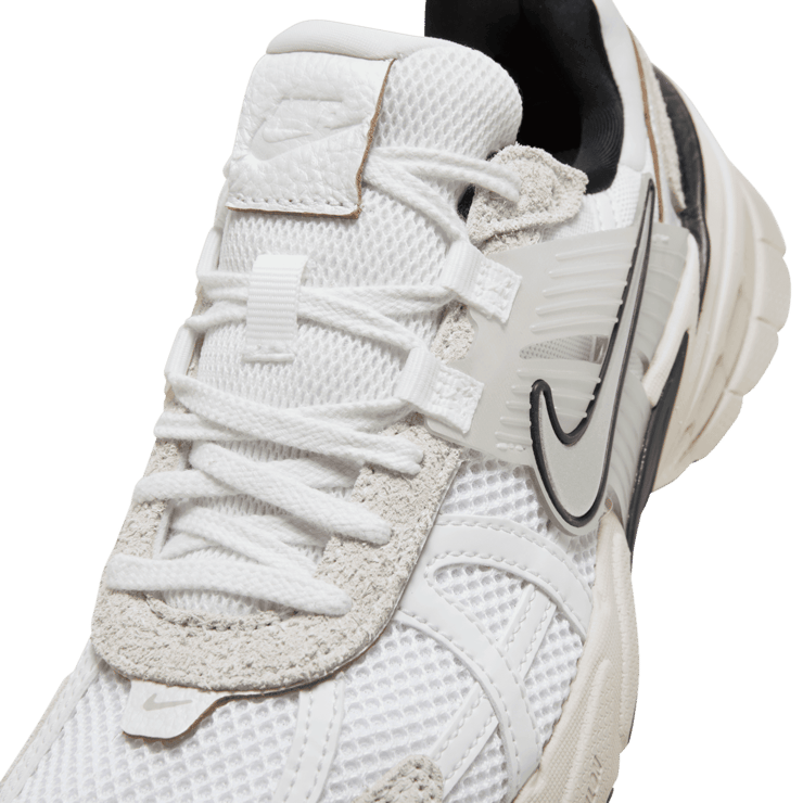 Nike V2K Run Angle 4