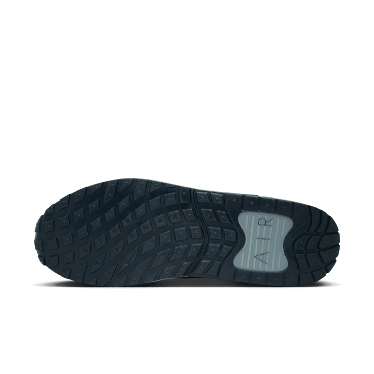 Nike Air Max Solo Angle 0