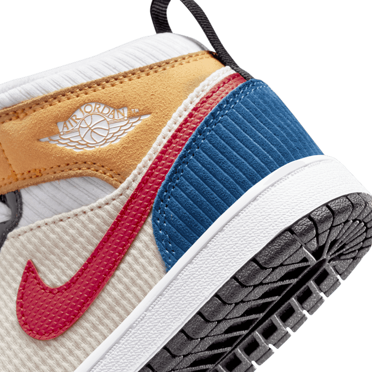 Air Jordan 1 Mid SE 'Messy Room' (PS) Angle 5