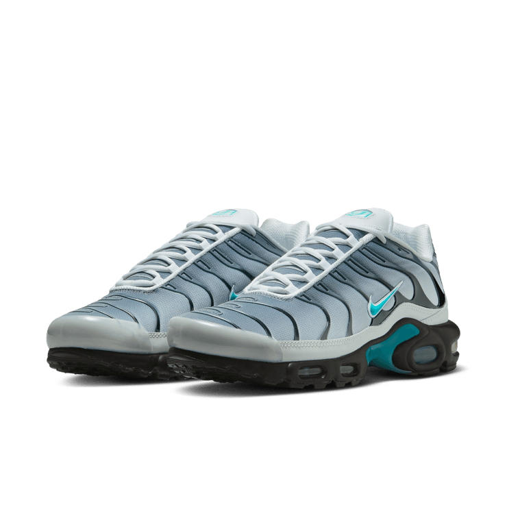 Nike Air Max Plus One Block Down Matte Silver Angle 2