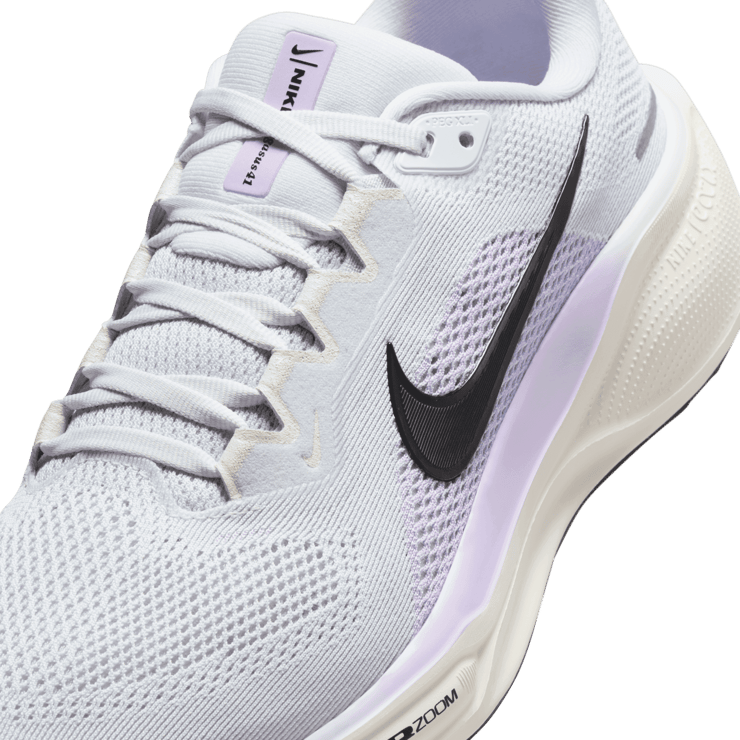 Nike Pegasus 41 Road (Extra Wide) Angle 4