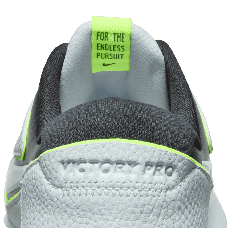 Nike Victory Pro 3 Golf (Wide) Angle 7