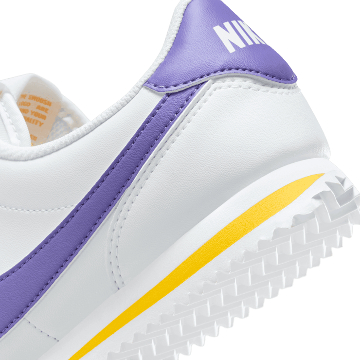 Nike Cortez (GS) Angle 5