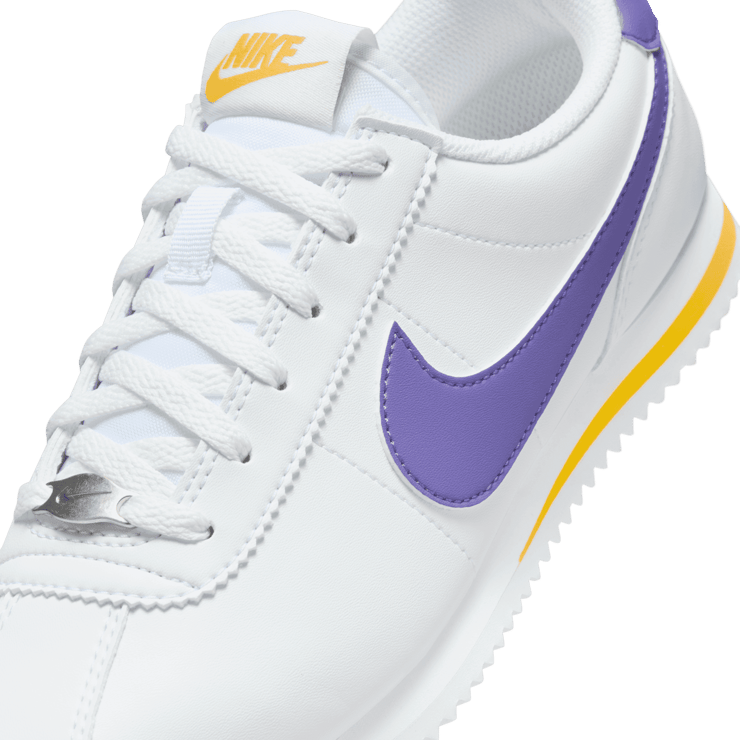 Nike Cortez (GS) Angle 4