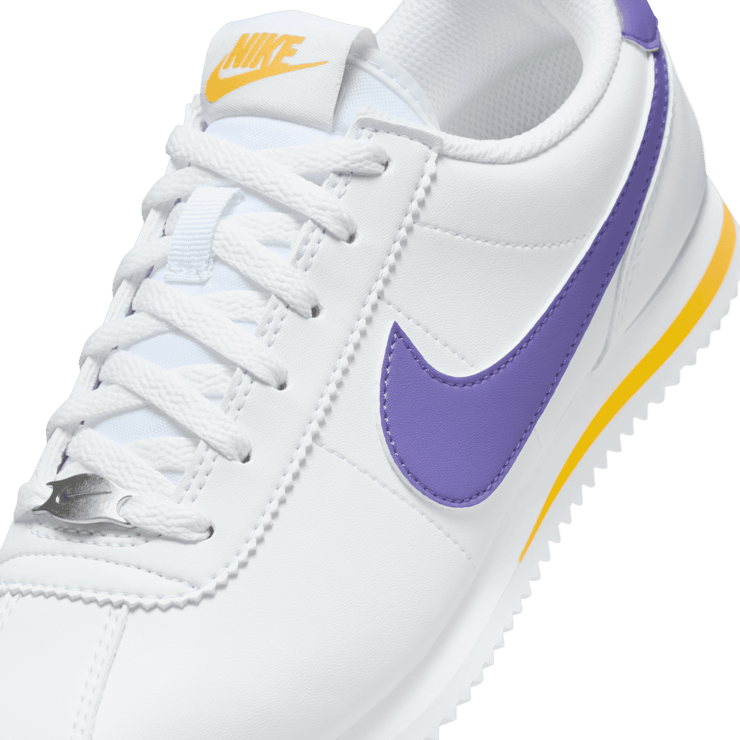 Nike Cortez (GS) Angle 4
