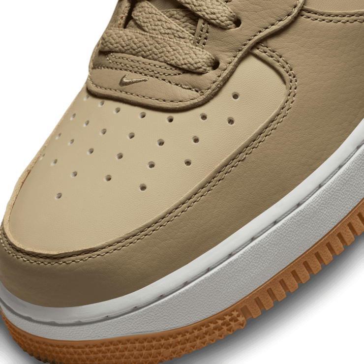 Nike Air Force 1 Mid LX Limestone Angle 4