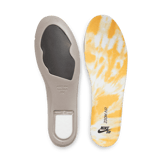 Nike SB Low Dunk Raygun Tie-Dye White (Away) Angle 5