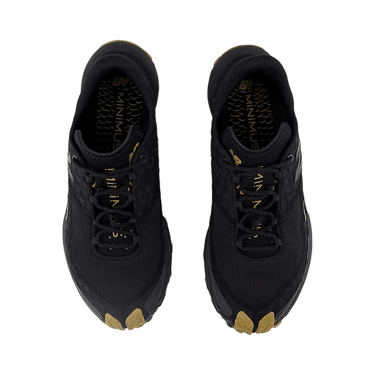 New Balance Minimus Trail Black Beige Angle 1